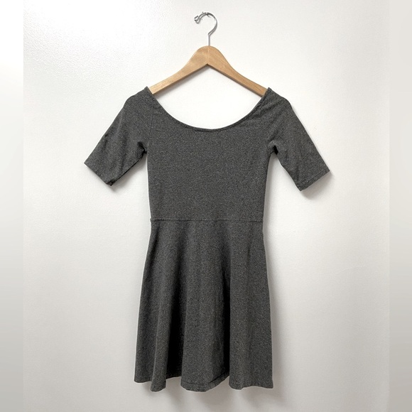 Aritzia Talula Lexington Dress - Picture 2 of 5